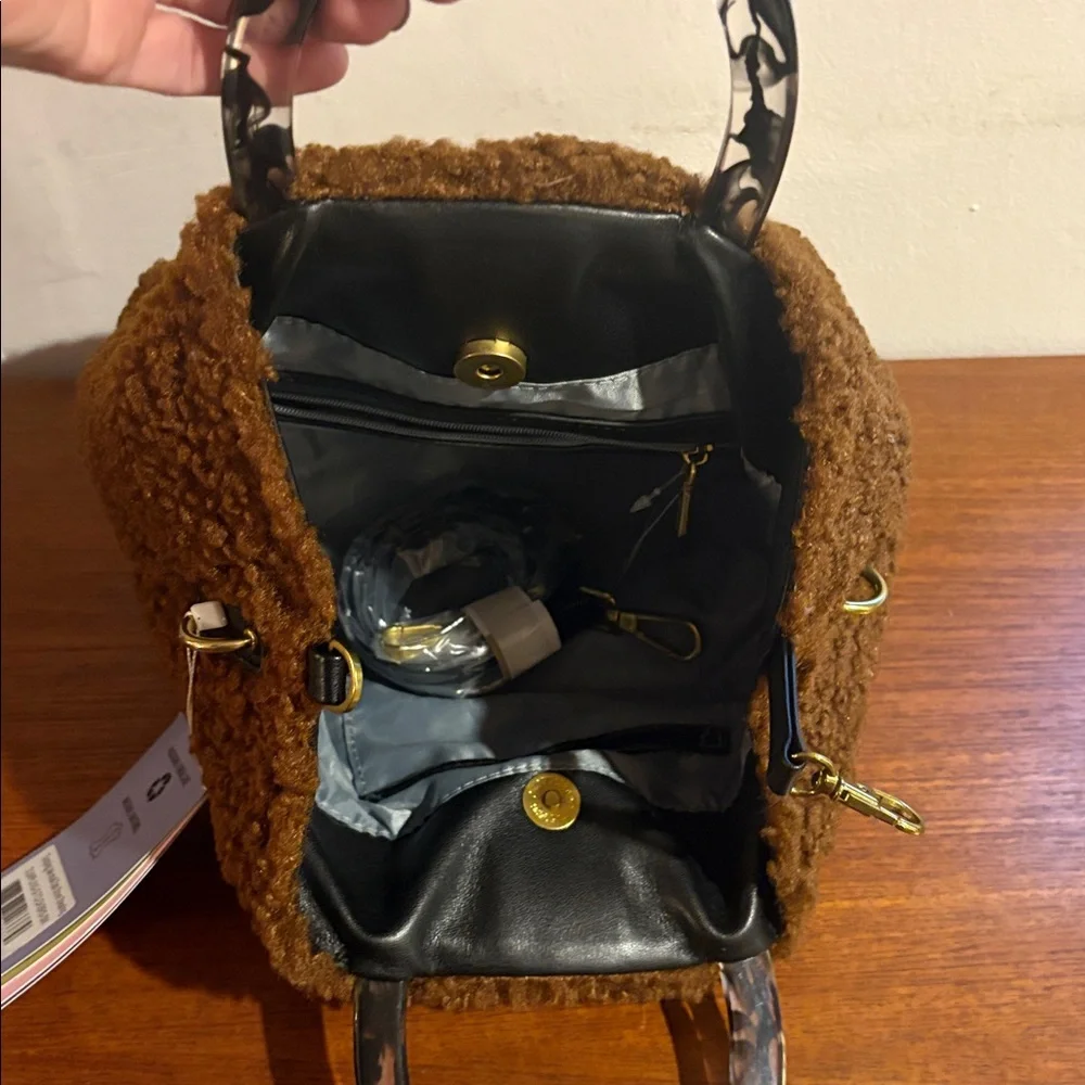 NWT PIXIE MOOD - Small Dumpling Tote in Dark Brown Shearling - Picture 5 of 15